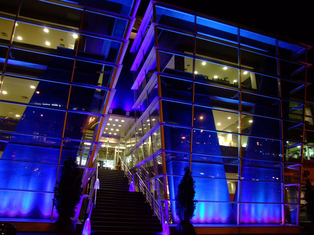 Hotel Metropolitan By Belgrade Arena Exterior photo